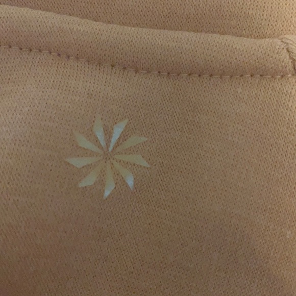 Athleta Top. - Picture 3 of 5